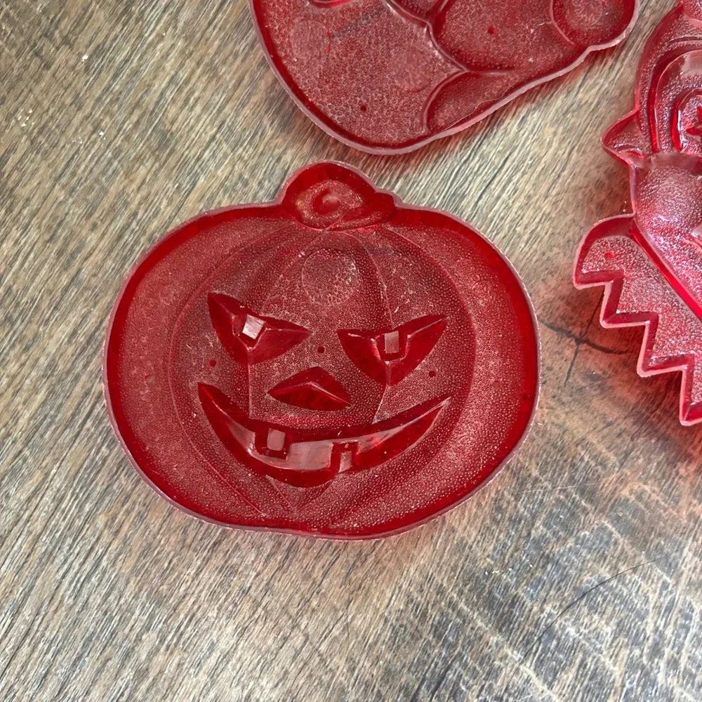Aunt Chicks Vintage Cookie Cutters Ruby Red Plastic Bunny Pumpkin Clown Set of 3